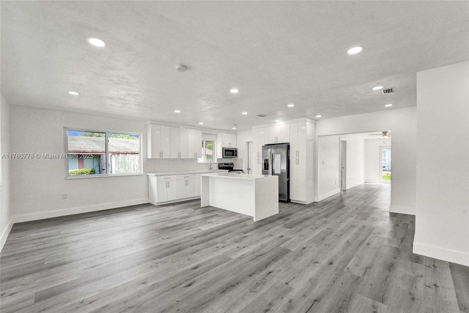MIRAMAR SEC 8 - Residential