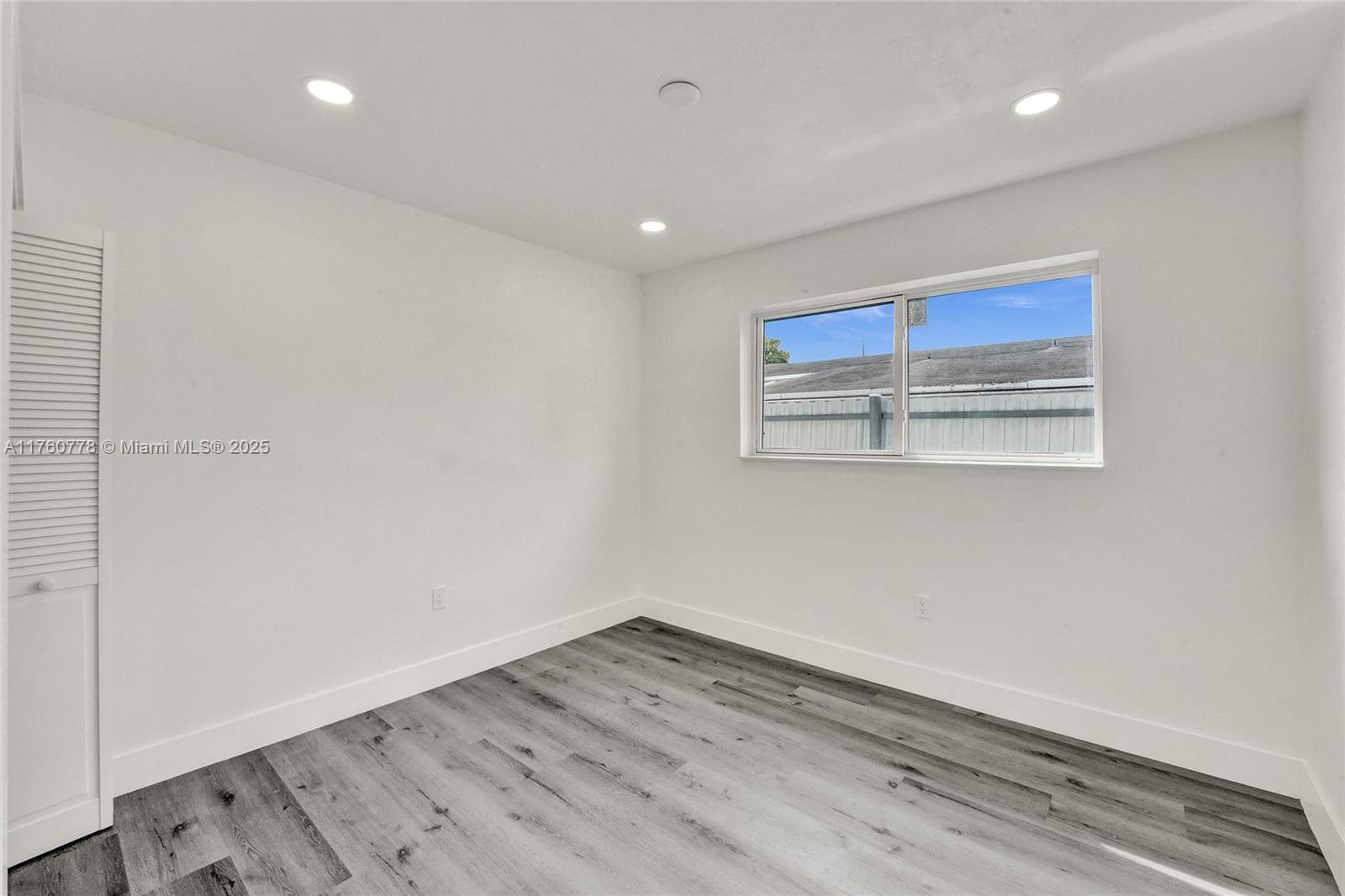 MIRAMAR SEC 8 - Residential