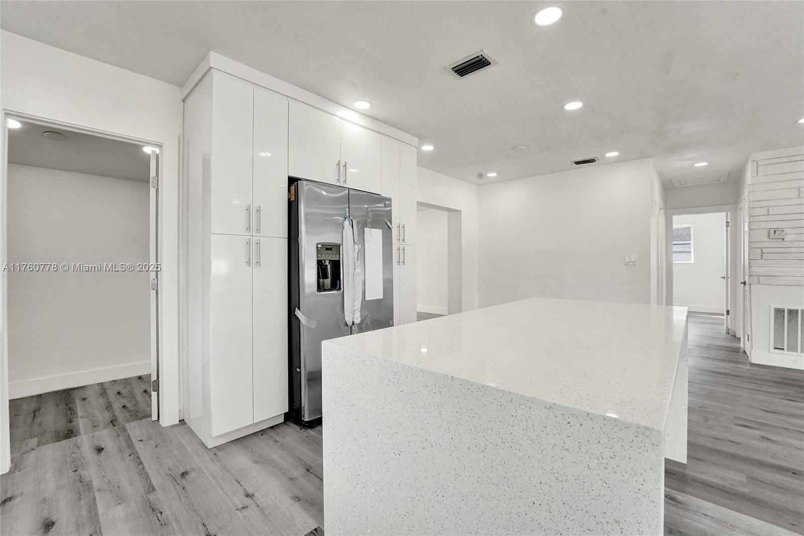 MIRAMAR SEC 8 - Residential