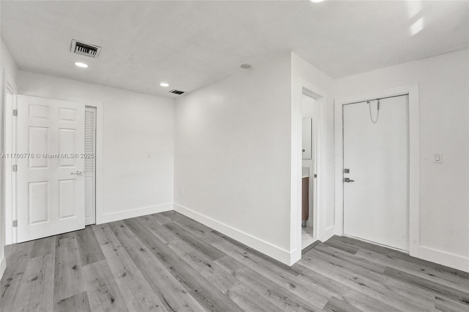 MIRAMAR SEC 8 - Residential