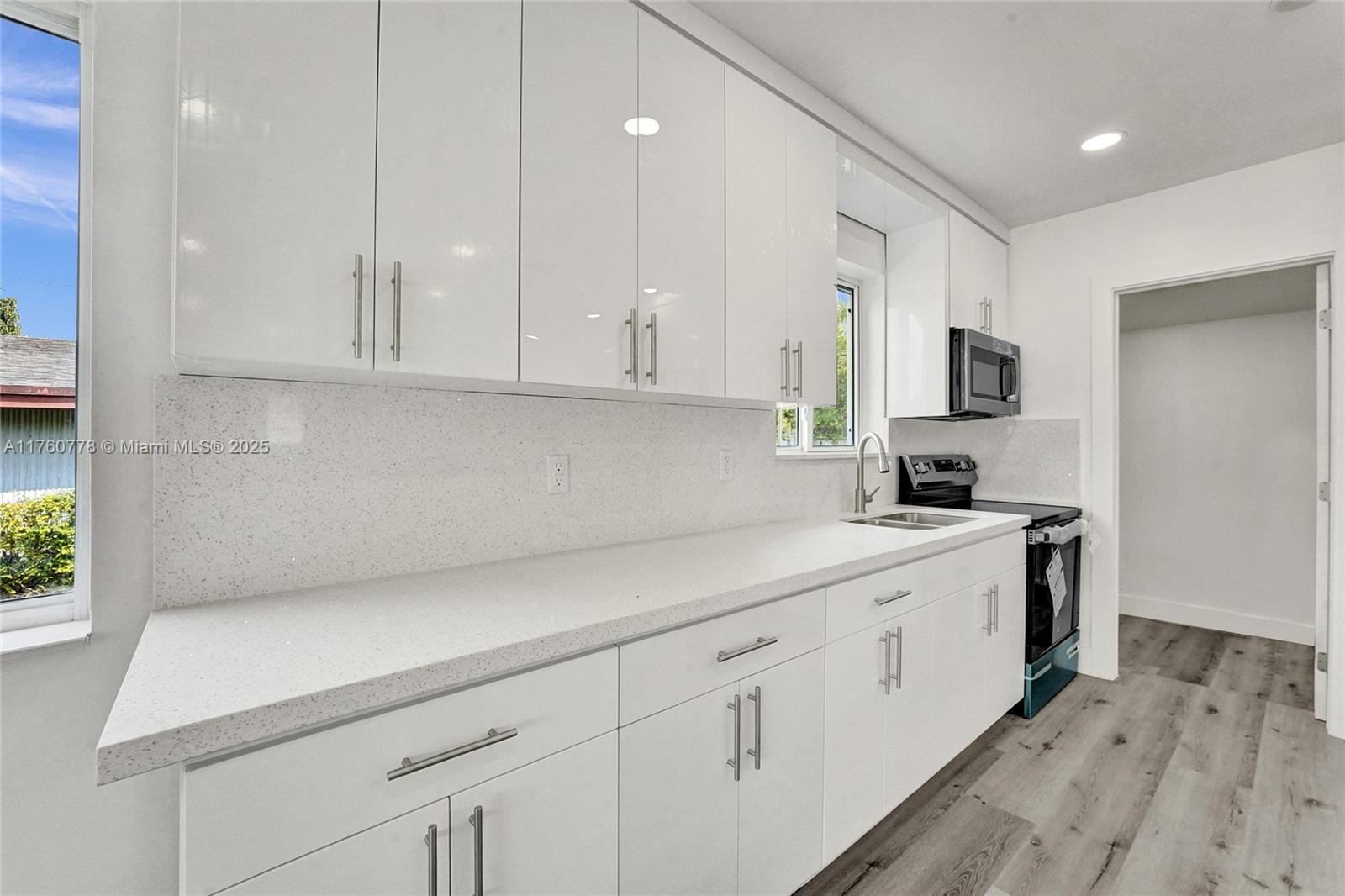 MIRAMAR SEC 8 - Residential