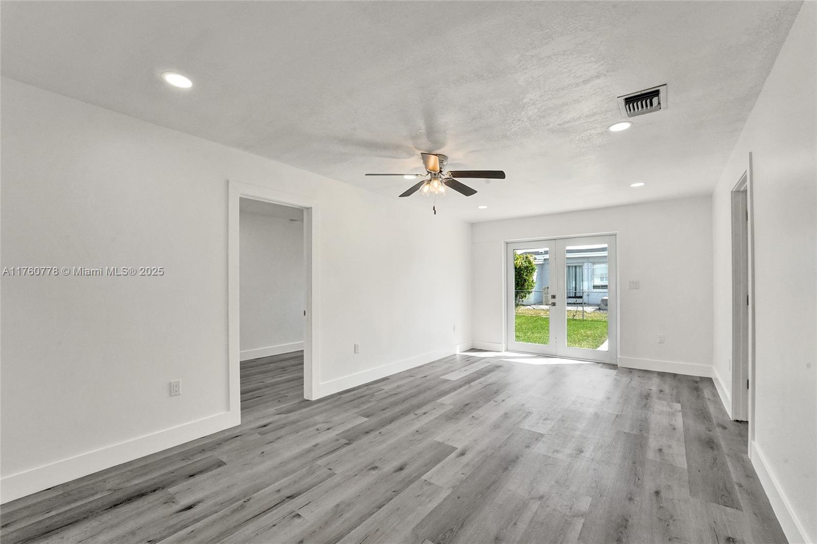 MIRAMAR SEC 8 - Residential