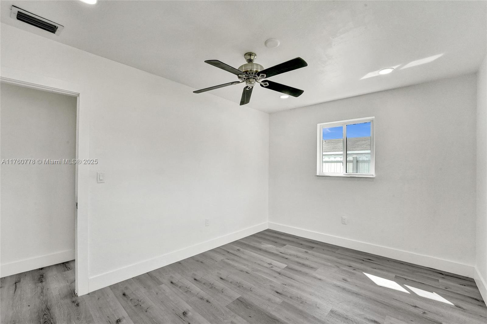 MIRAMAR SEC 8 - Residential