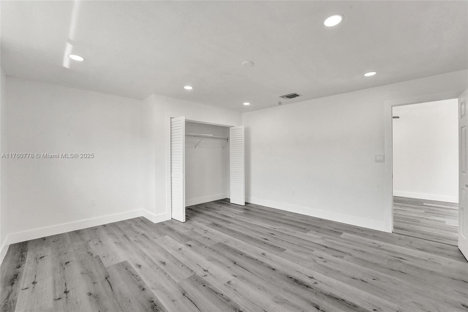 MIRAMAR SEC 8 - Residential
