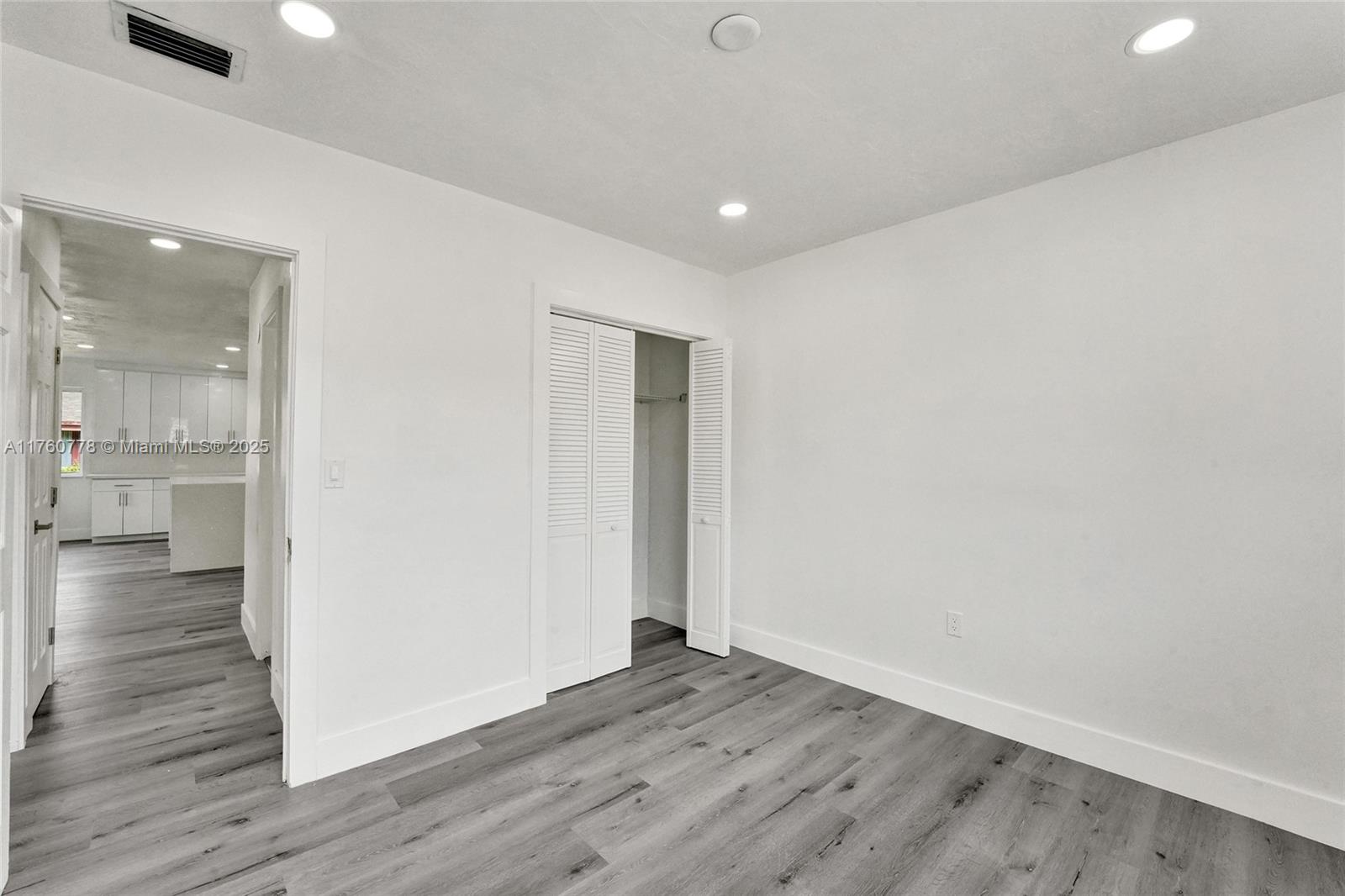 MIRAMAR SEC 8 - Residential