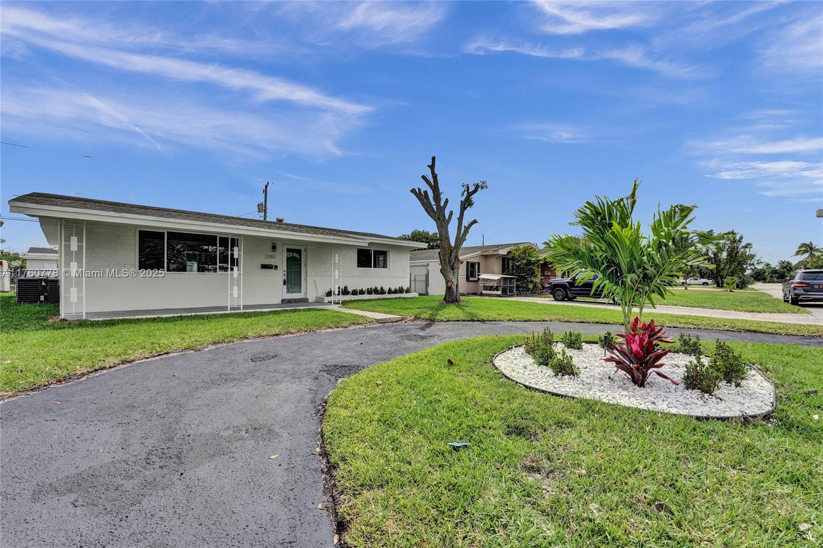 MIRAMAR SEC 8 - Residential