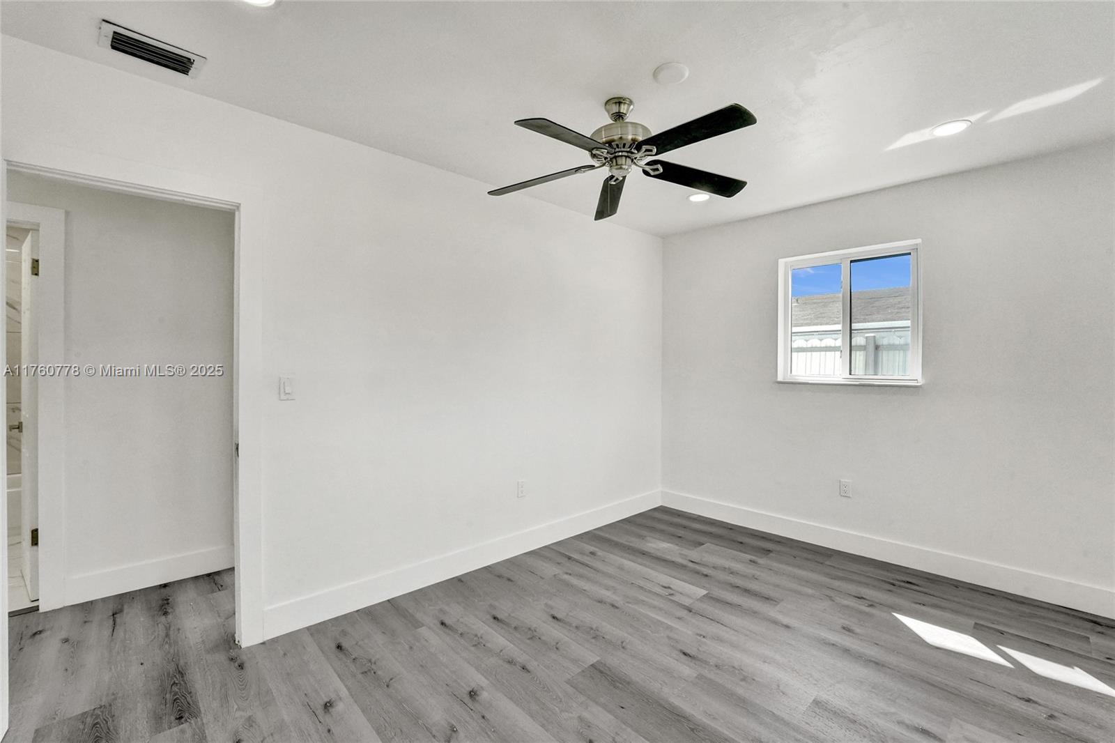 MIRAMAR SEC 8 - Residential