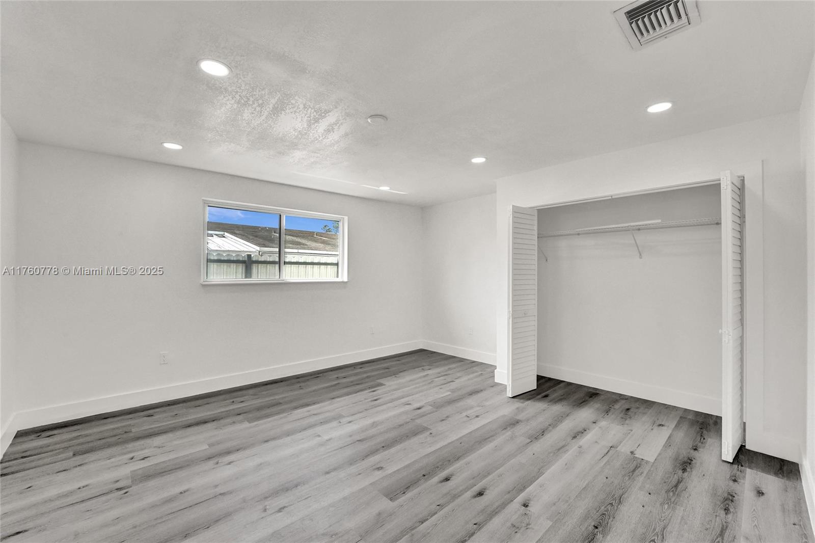 MIRAMAR SEC 8 - Residential