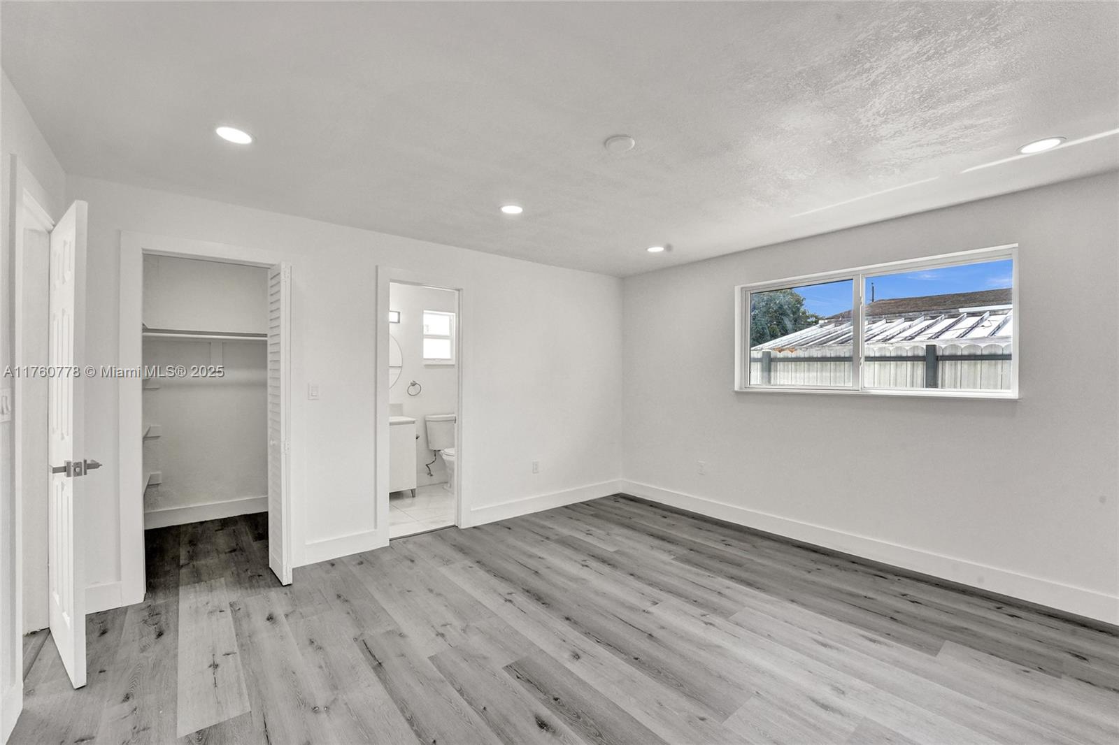 MIRAMAR SEC 8 - Residential