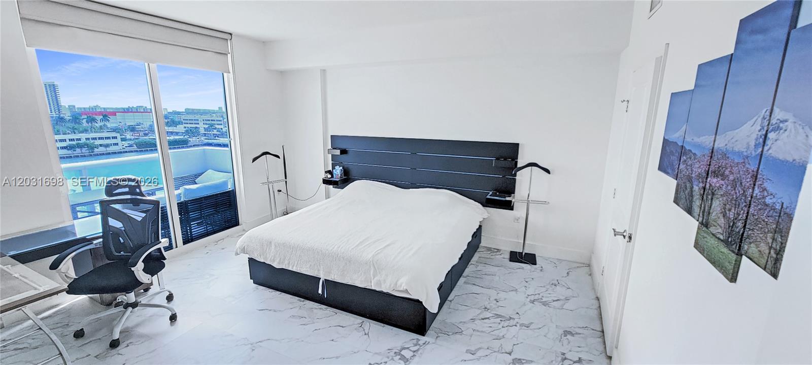 360 CONDO B - Residential