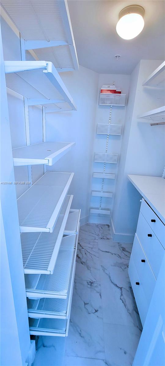 360 CONDO B - Residential