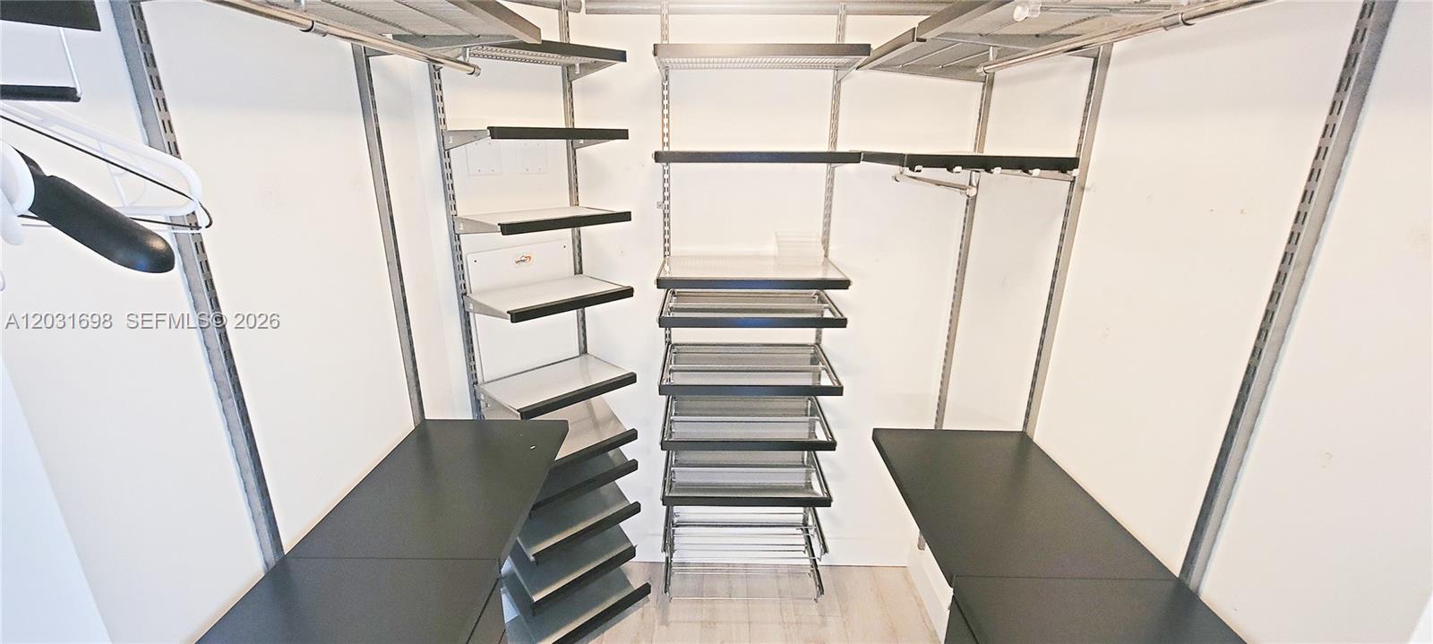 360 CONDO B - Residential