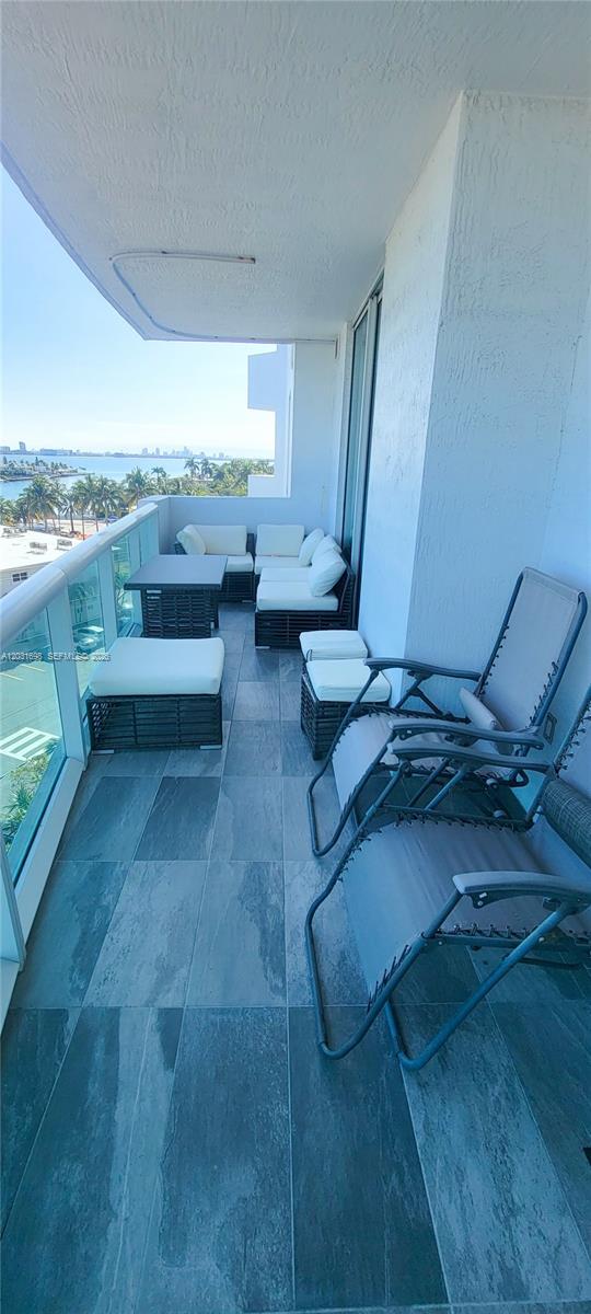 360 CONDO B - Residential