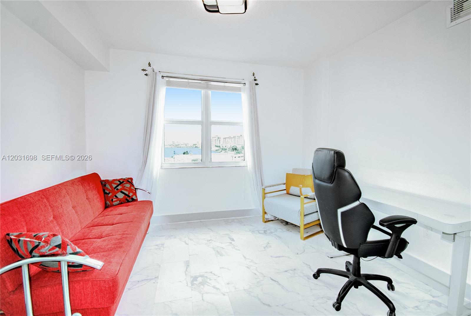 360 CONDO B - Residential