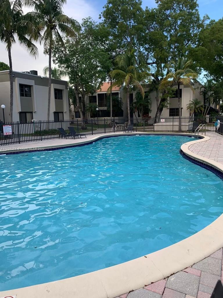 VENETIAN PALMS CONDO - Residential