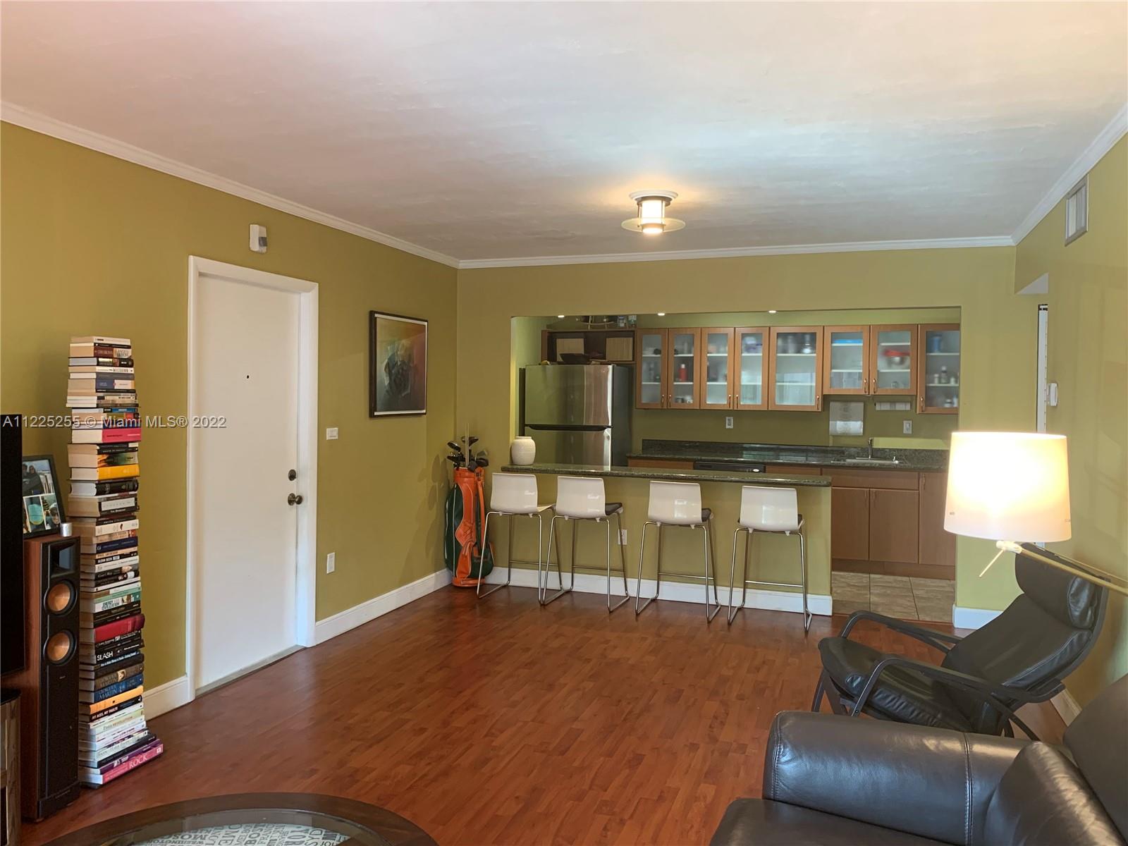 VENETIAN PALMS CONDO - Residential
