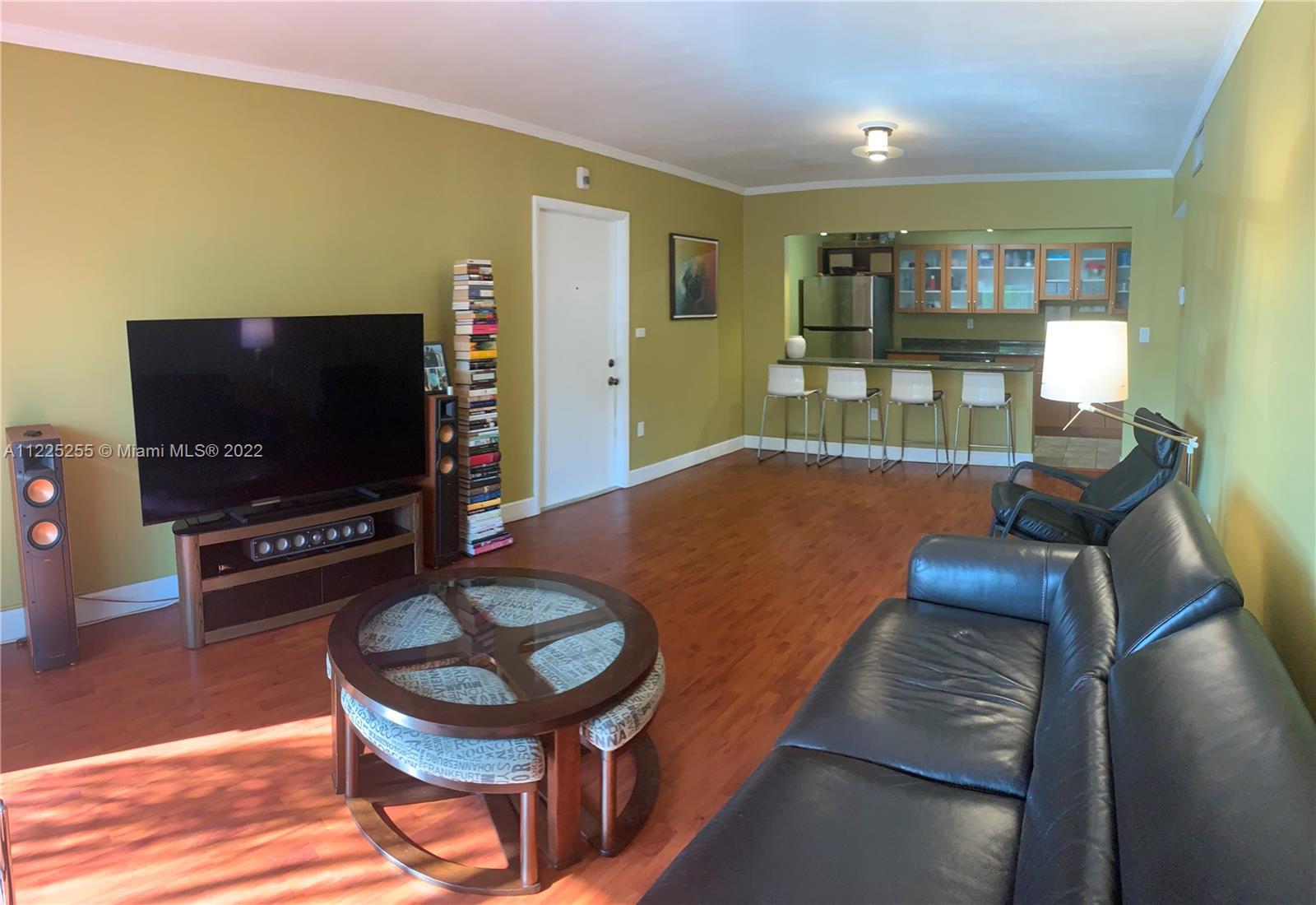 VENETIAN PALMS CONDO - Residential