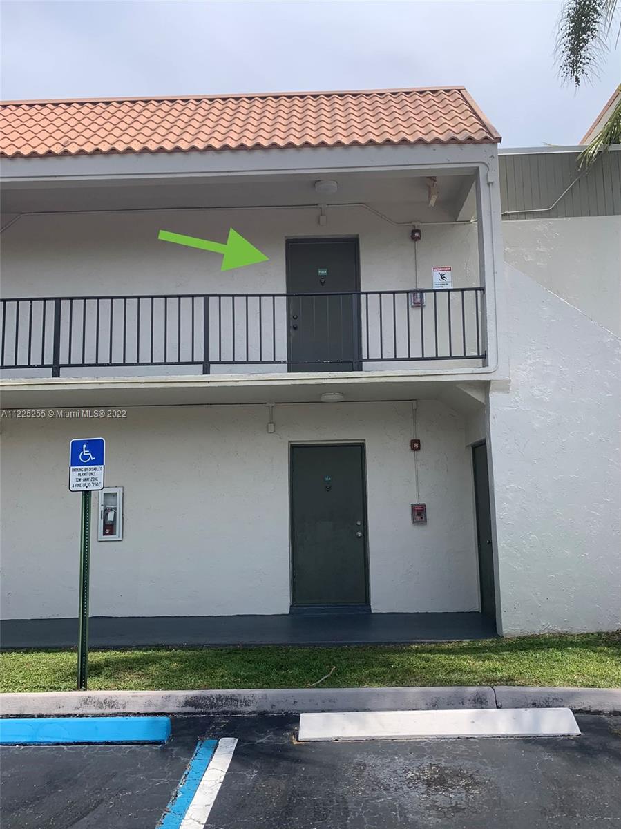 VENETIAN PALMS CONDO - Residential