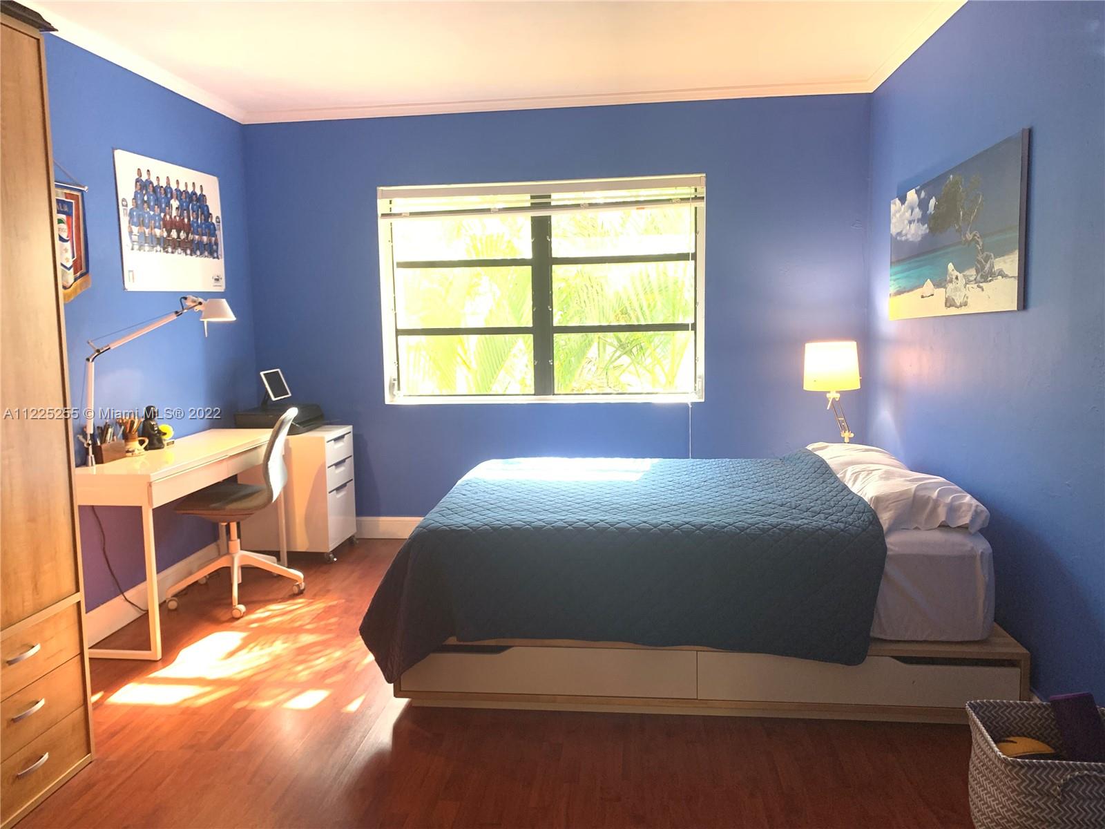 VENETIAN PALMS CONDO - Residential