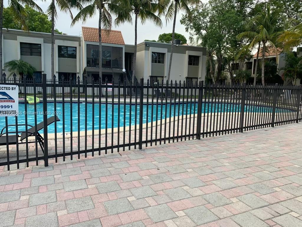 VENETIAN PALMS CONDO - Residential