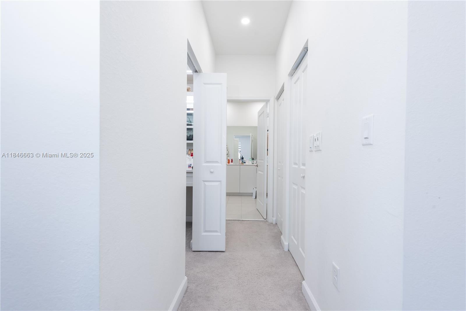 ESTATES AT SILVER PALM - Residential