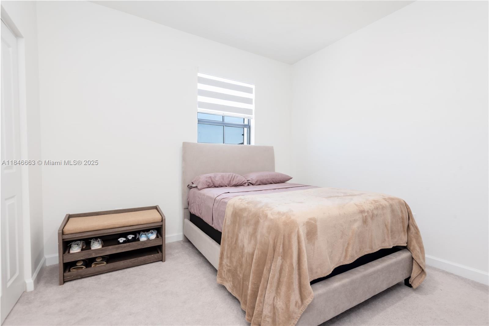 ESTATES AT SILVER PALM - Residential