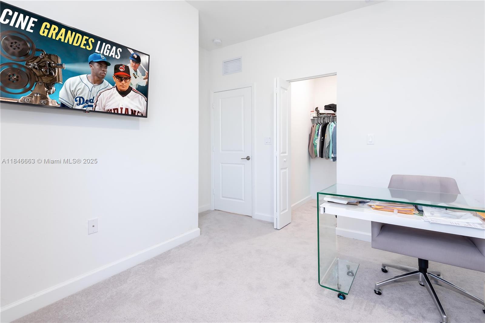 ESTATES AT SILVER PALM - Residential