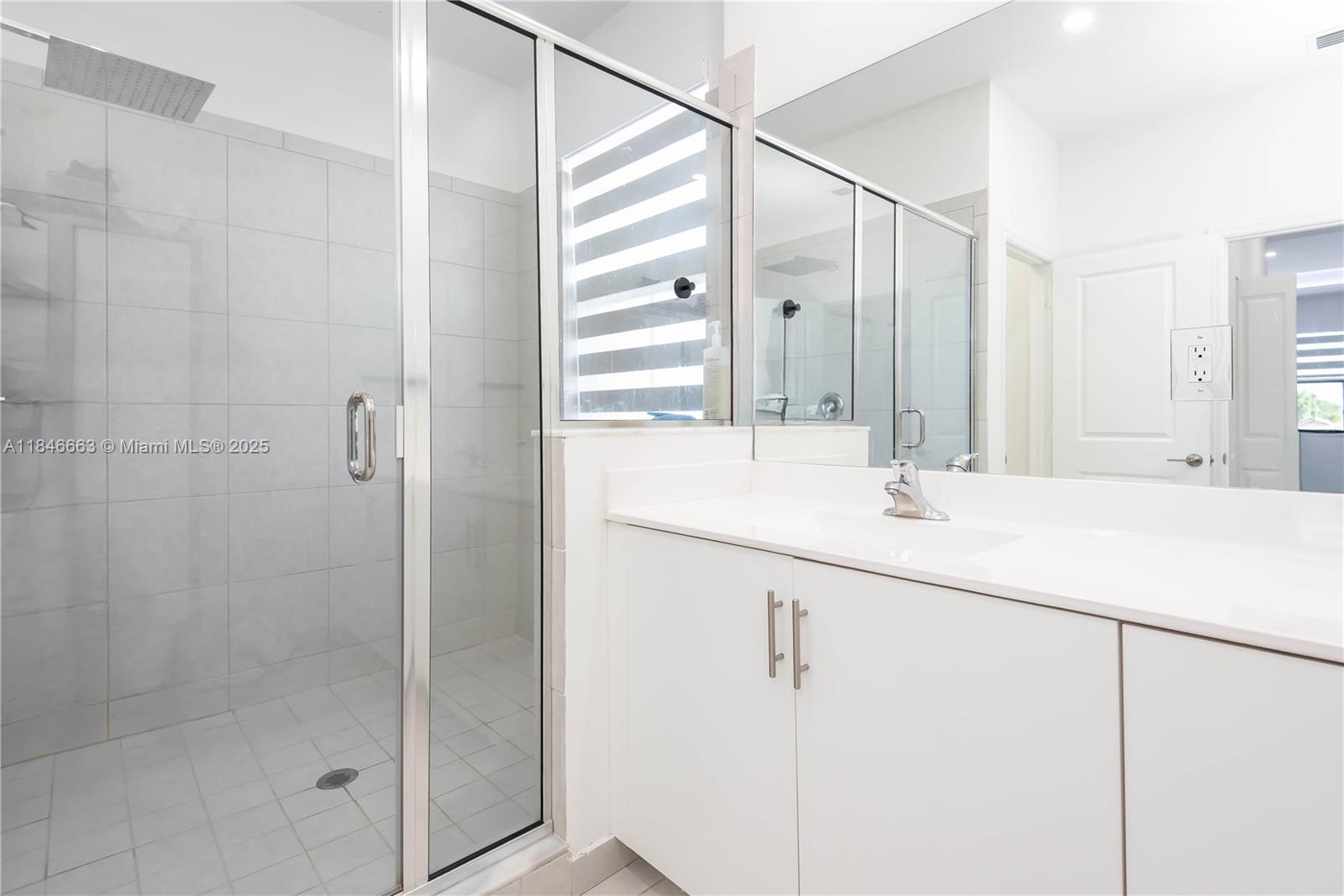 ESTATES AT SILVER PALM - Residential