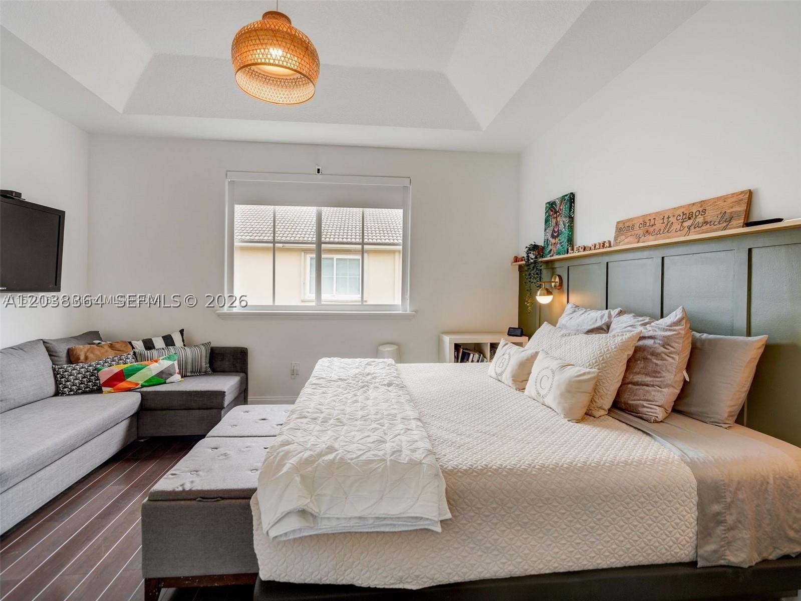 COSTA DORADA - Residential Lease