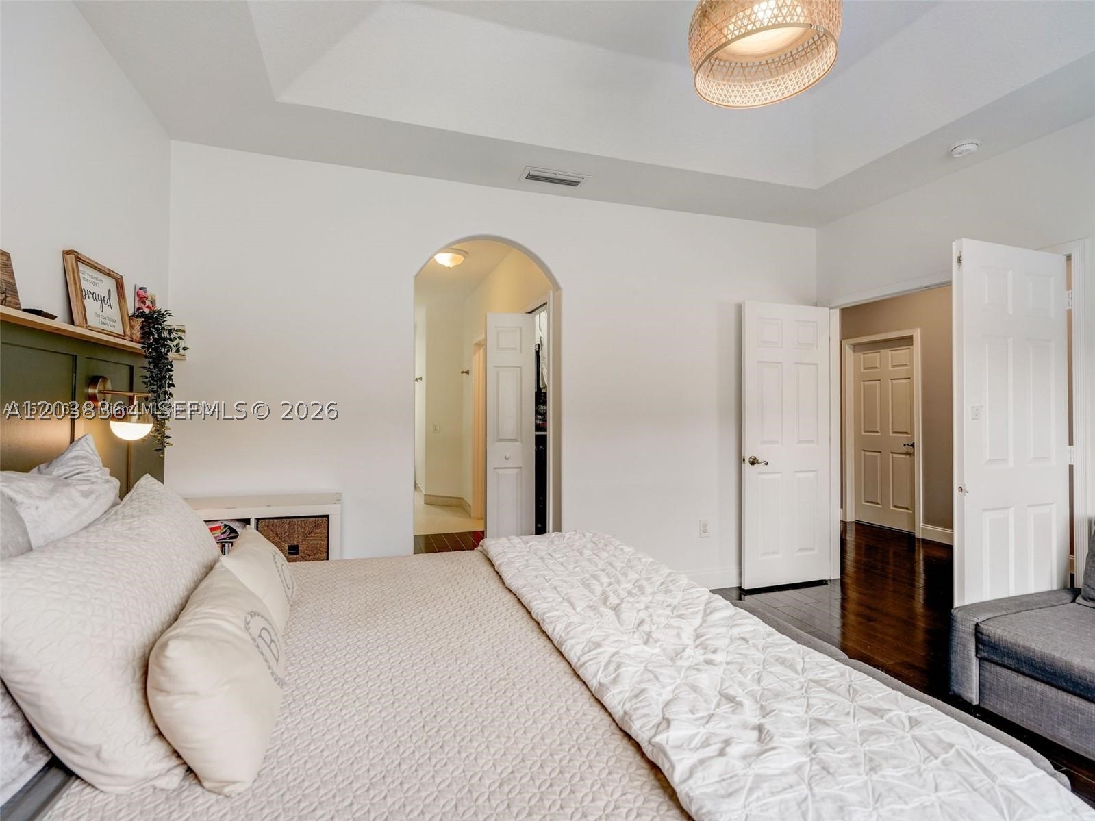 COSTA DORADA - Residential Lease