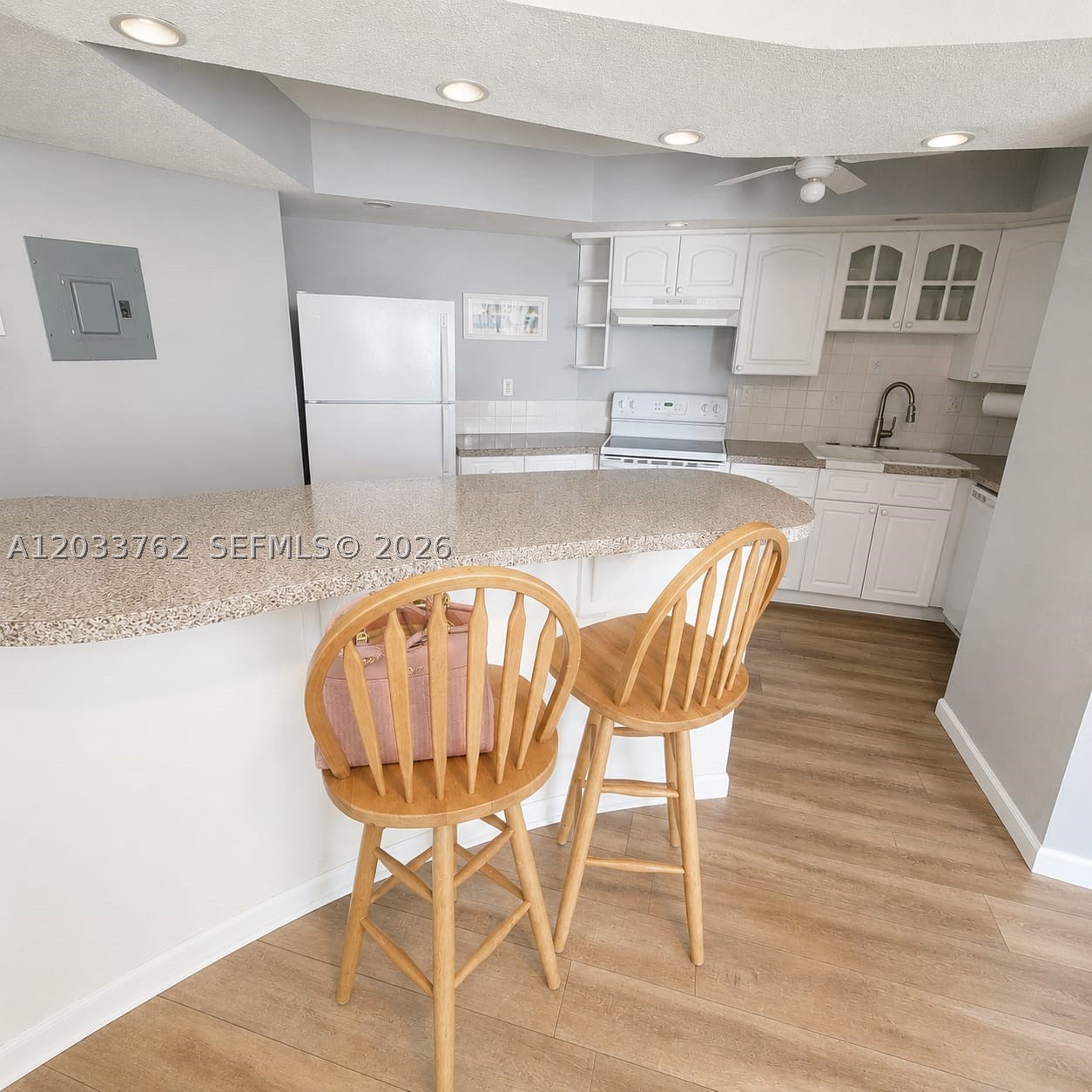 OCEANVIEW PARK CONDO - Residential