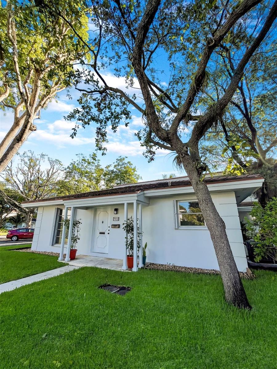 CAMINO CIRCLE CONDO - Residential Lease