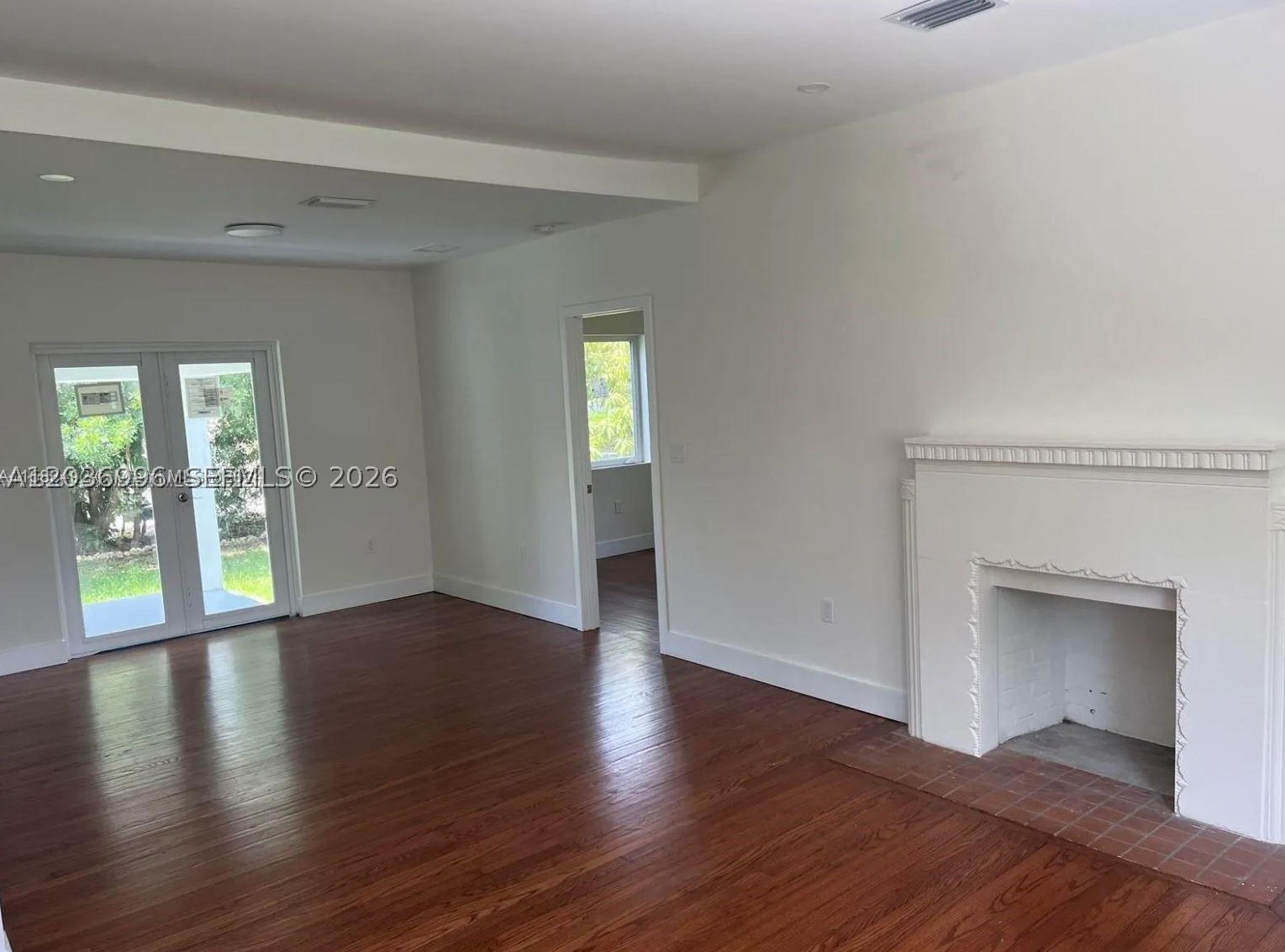 SOUTH VEDADO - Residential Lease