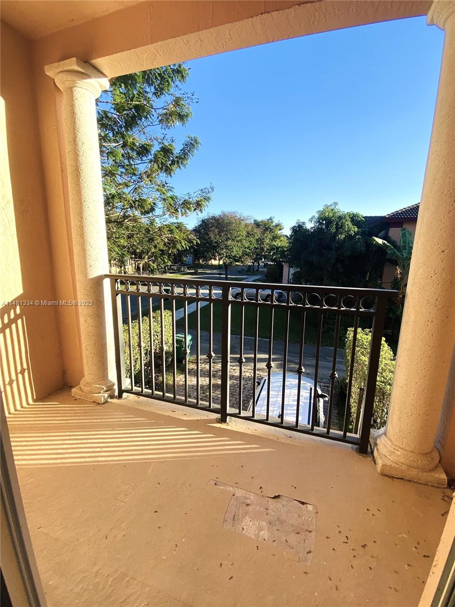 SILVER PALM HOMES - Residential