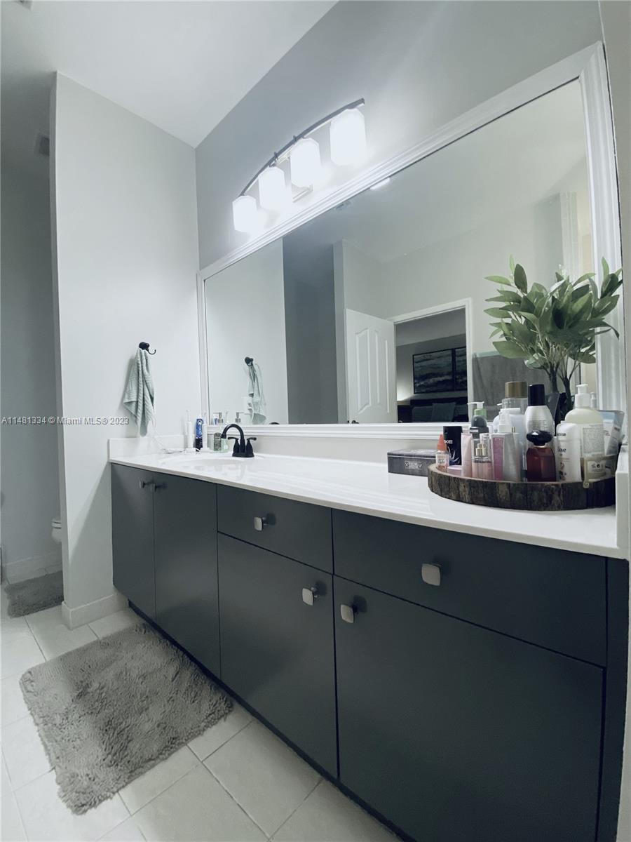 SILVER PALM HOMES - Residential