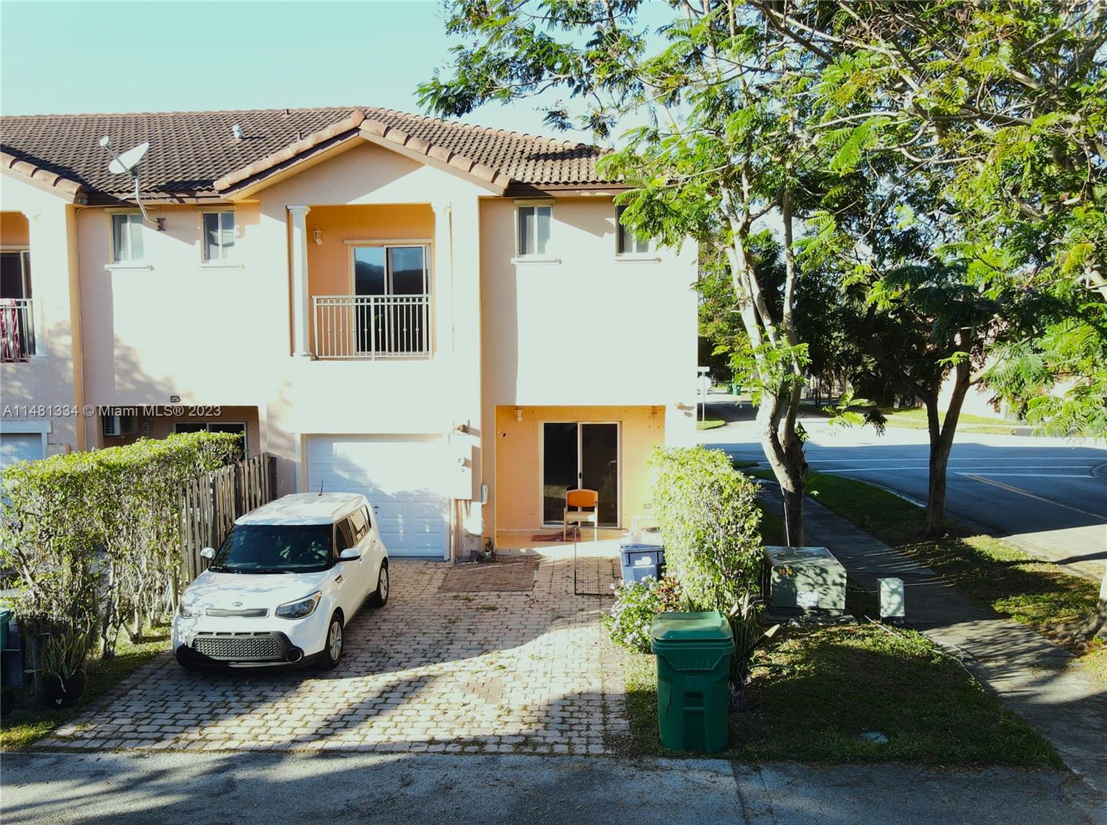 SILVER PALM HOMES - Residential
