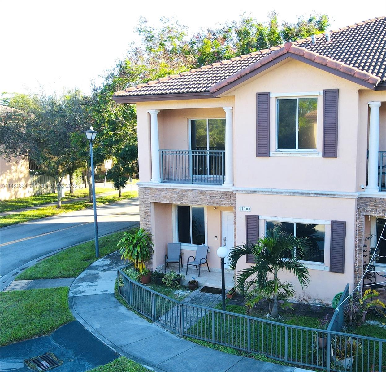 SILVER PALM HOMES - Residential