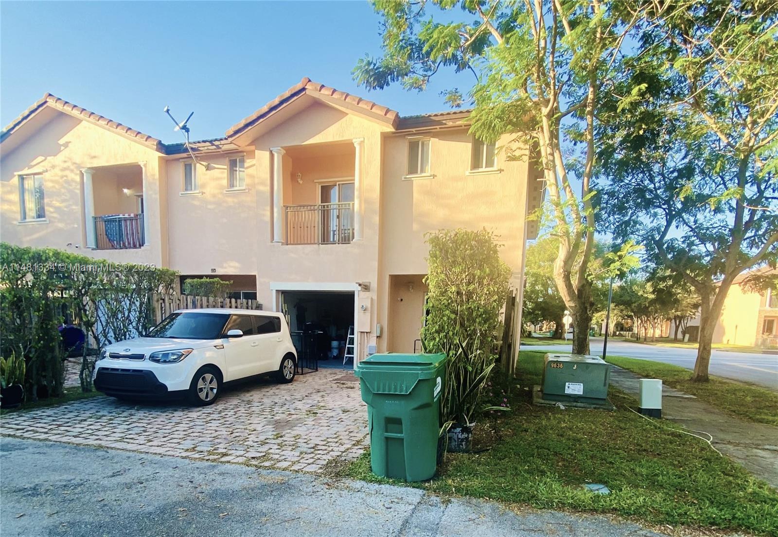 SILVER PALM HOMES - Residential