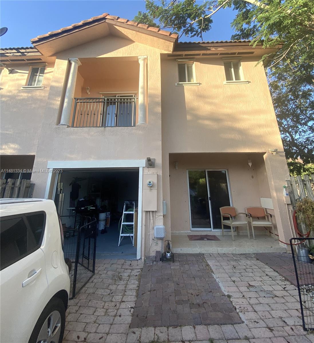 SILVER PALM HOMES - Residential