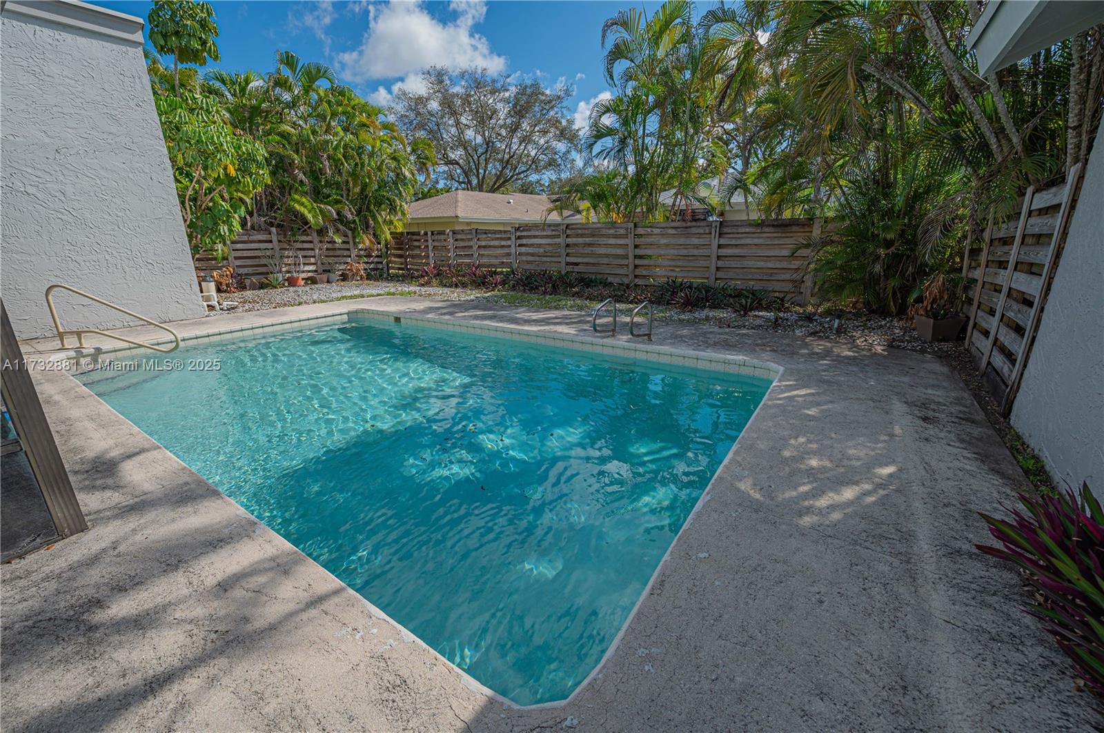 GREENS OF EMERALD HILLS - Residential