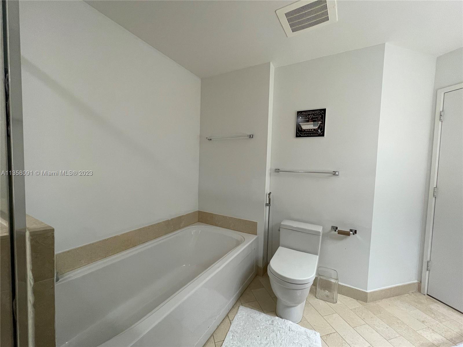 THE AXIS ON BRICKELL COND - Residential Lease