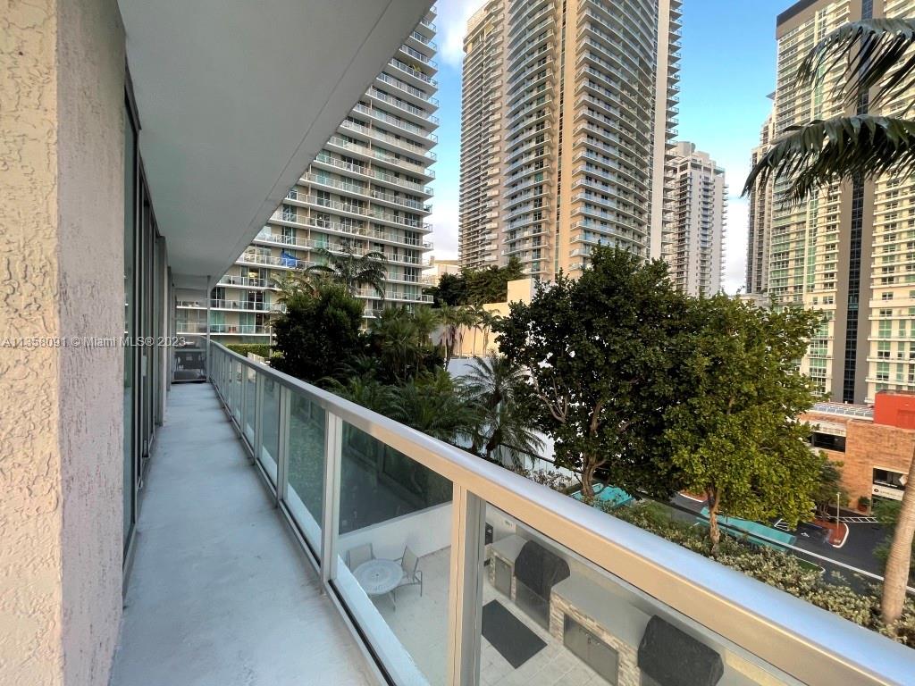 THE AXIS ON BRICKELL COND - Residential Lease