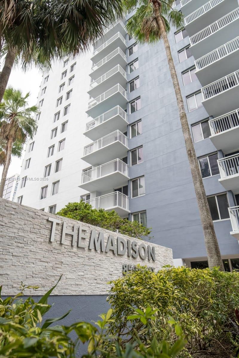 MADISON DOWNTOWN CONDO - Residential Lease