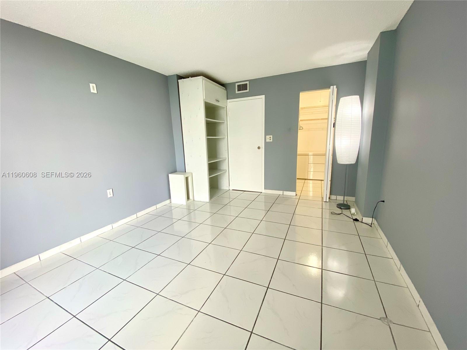 WOODSIDE APTS CONDO - Residential