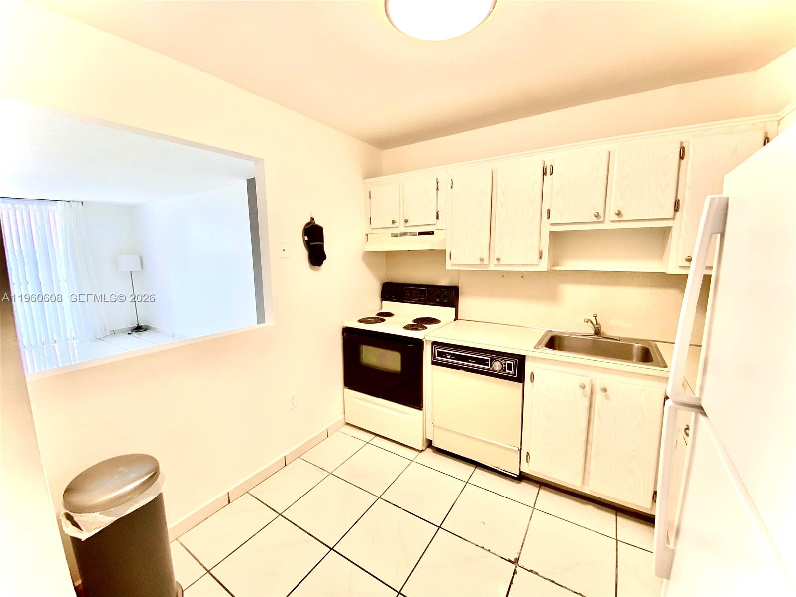 WOODSIDE APTS CONDO - Residential
