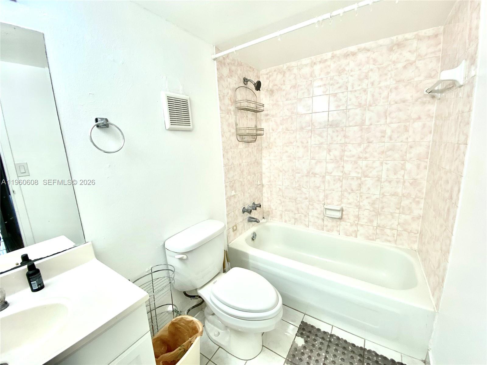 WOODSIDE APTS CONDO - Residential