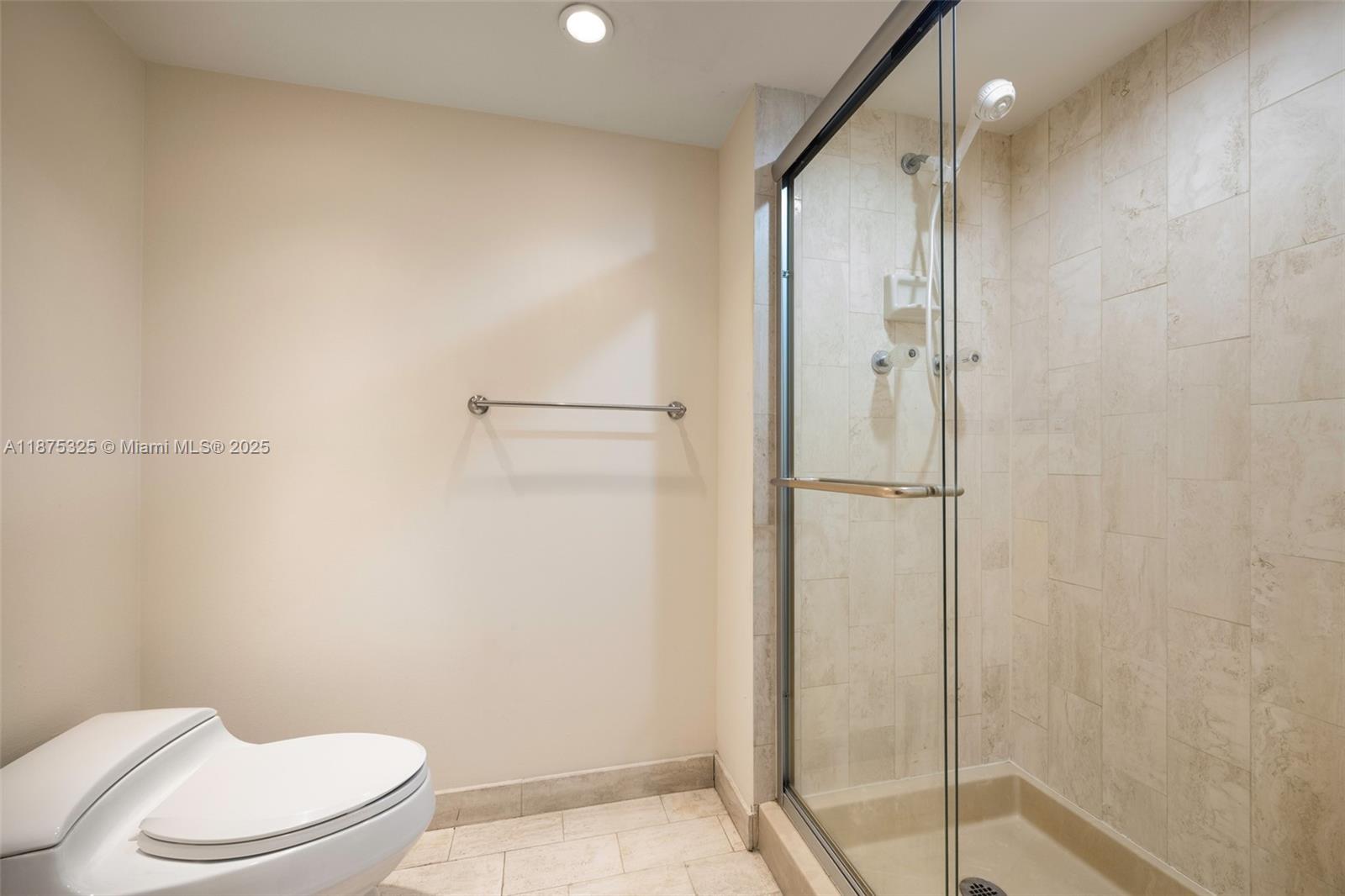 VENETIA CONDO - Residential