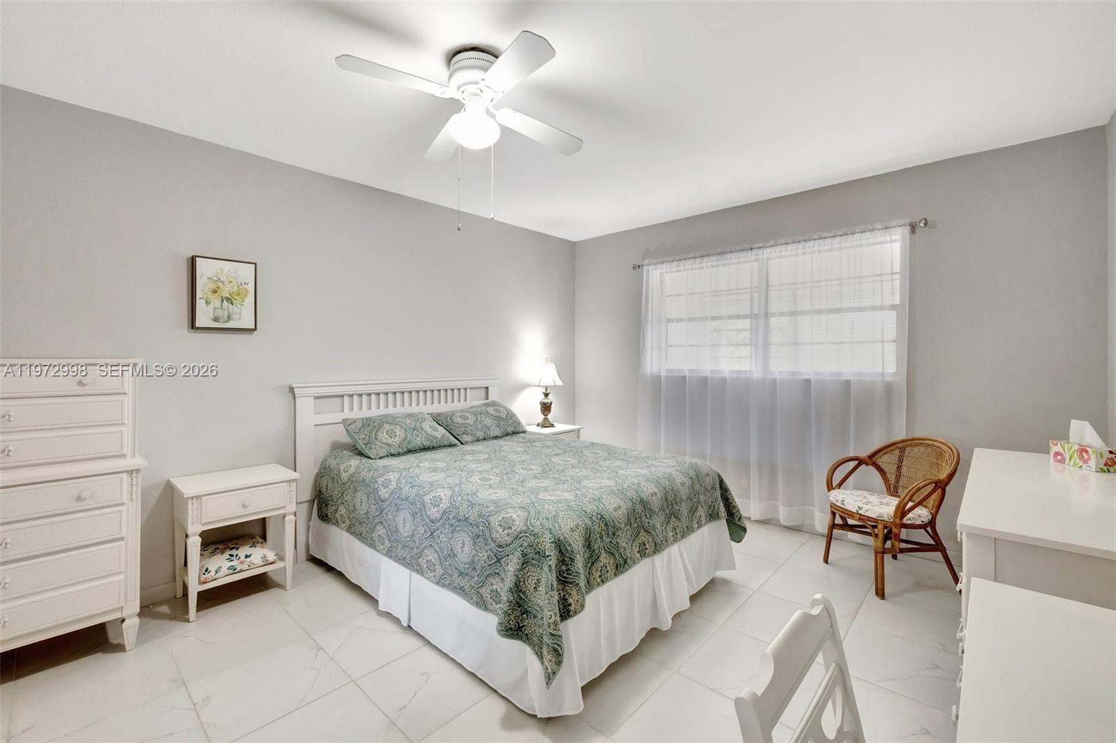 USNEE GARDENS CONDO - Residential