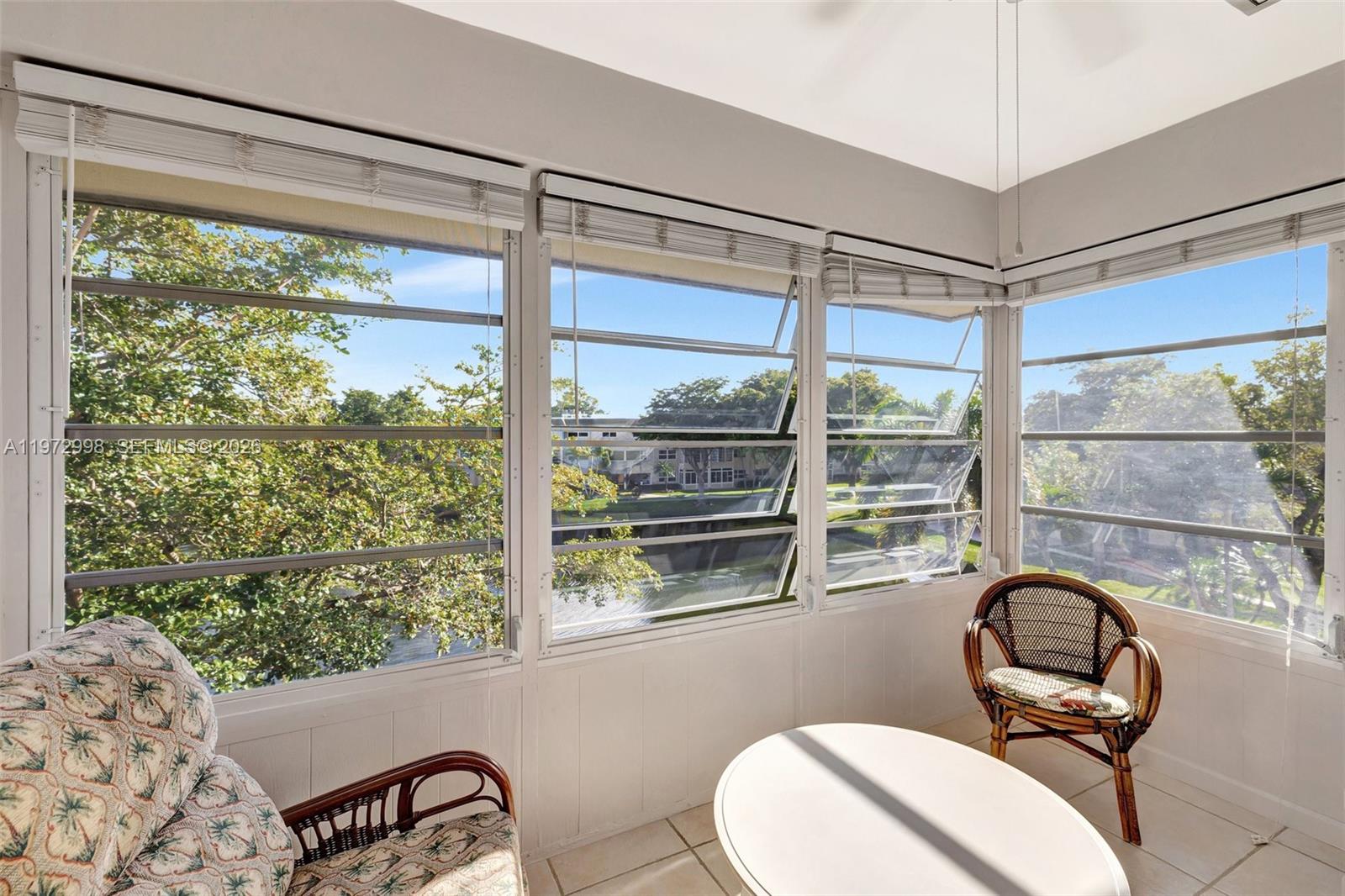 USNEE GARDENS CONDO - Residential