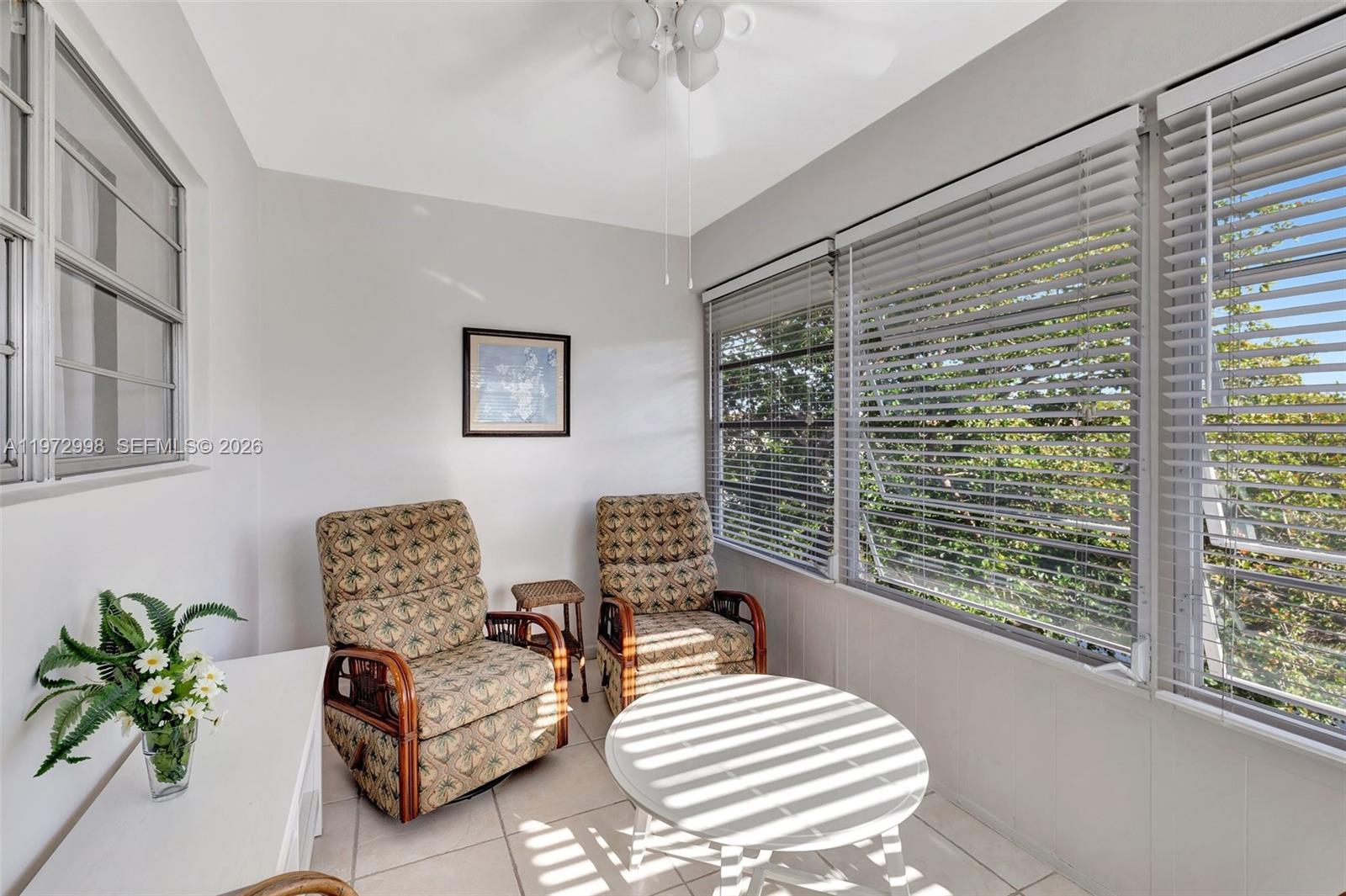 USNEE GARDENS CONDO - Residential
